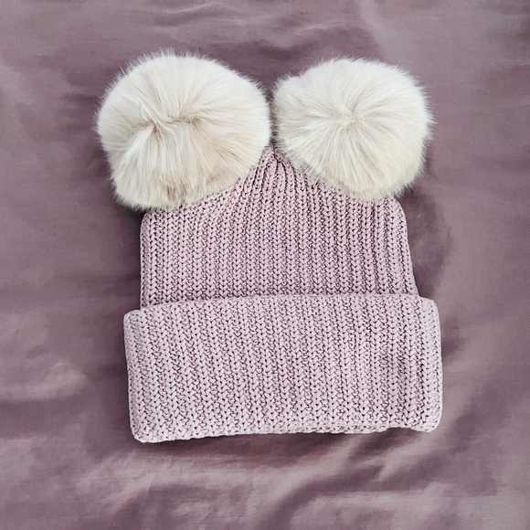 Disney x Love Your Melon - Minnie Mouse Beanie with Double Poms, Brand New! - Picture 2 of 4